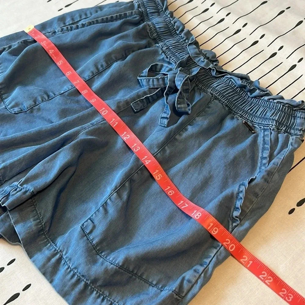 B. Young BYHARIMO 100% Lyocell Shorts  from Denmark. Size EU 40 - Picture 5 of 10